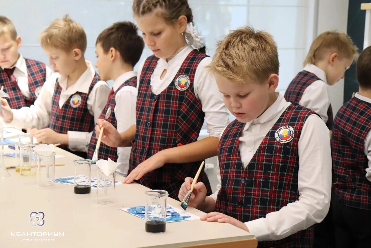 Цифровая школа картинки. Техническое обслуживание и ремонт радиоэлектронной техники. Фестиваль профориентации в тюмени. Лицей профессии. Механик наладчик.