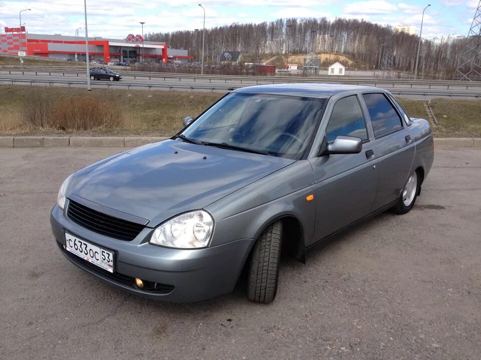Купить б/у Lada (ВАЗ) Priora I 1.6 MT (98 л.с.) бензин механика в Пензе: серый Л