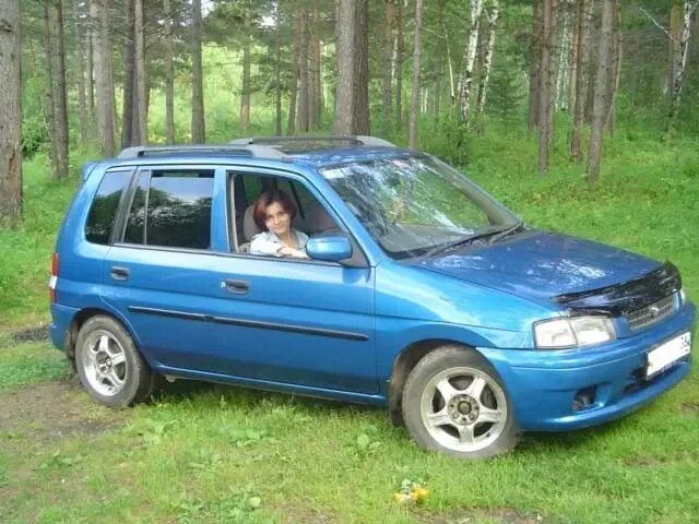 Мазда демио 98 год. Мазда демио 98г. Мазда демио 1998 1. Мазда демио 98. Мазда демио 98.