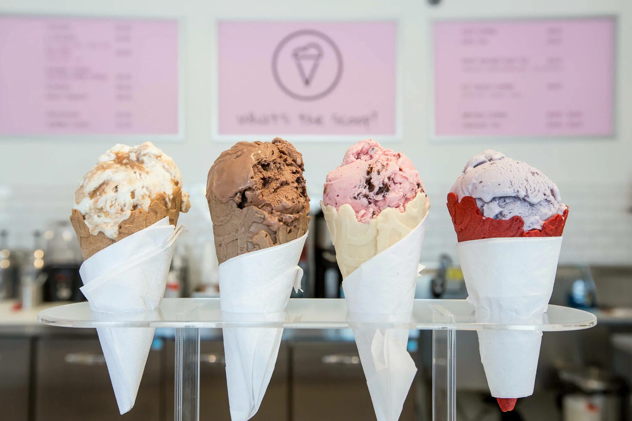 Мороженое разные виды. Норильское мороженое. Easy freeze мороженое. Круассан сникерс. Джелато аль неро.