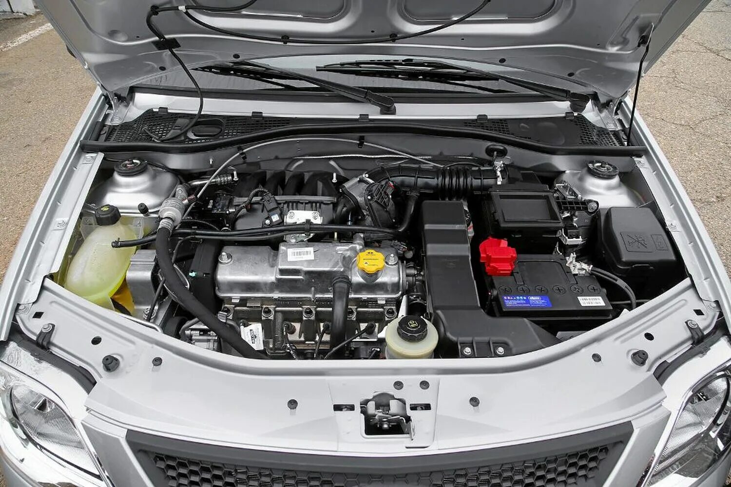 Мотор ларгус 16 клапанов. Ларгус 8 клапанный мотор. Largus двигатели. Largus двигатели. Largus двигатели.