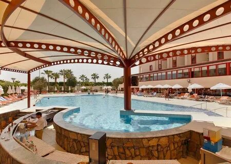 11 hotel