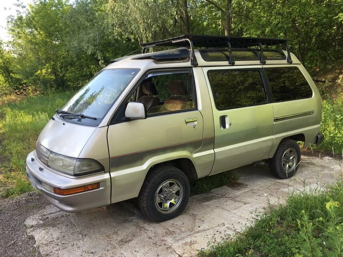 Купить таун айс бу. Toyota Town Ace. Toyota Town Ace 1990. Тойота Town Ace 1990. Toyota Ace Town Ace.