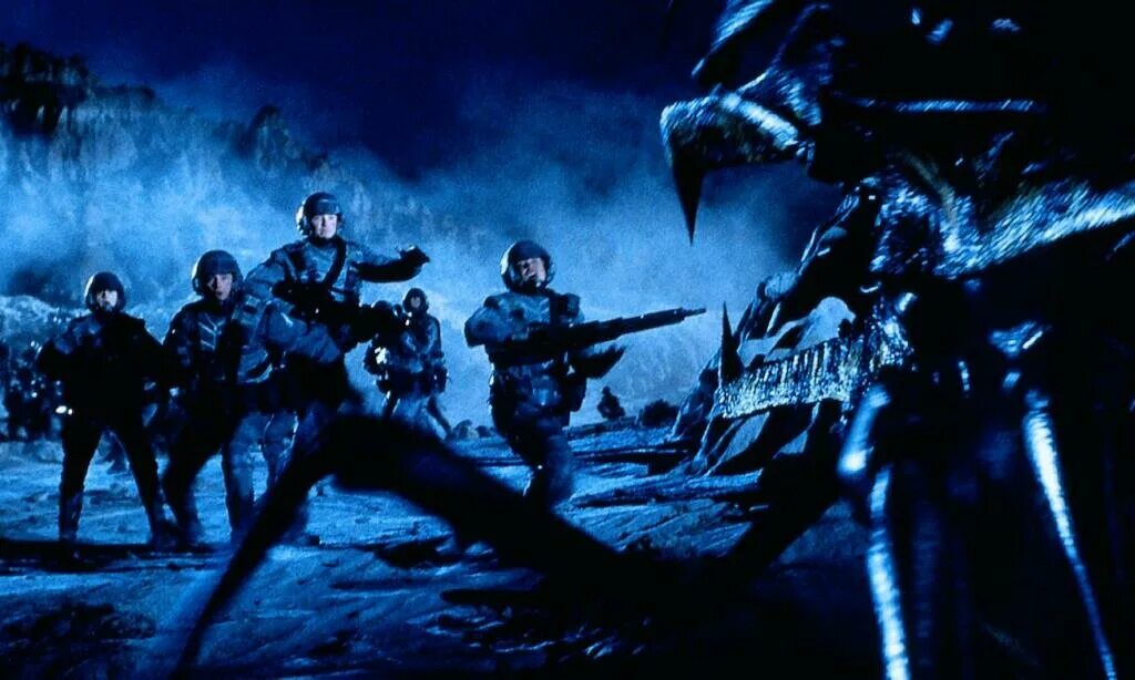 Звездный десант кадры из фильма American actor Casper Van Dien on the set of Starship Troopers, based... Starshi