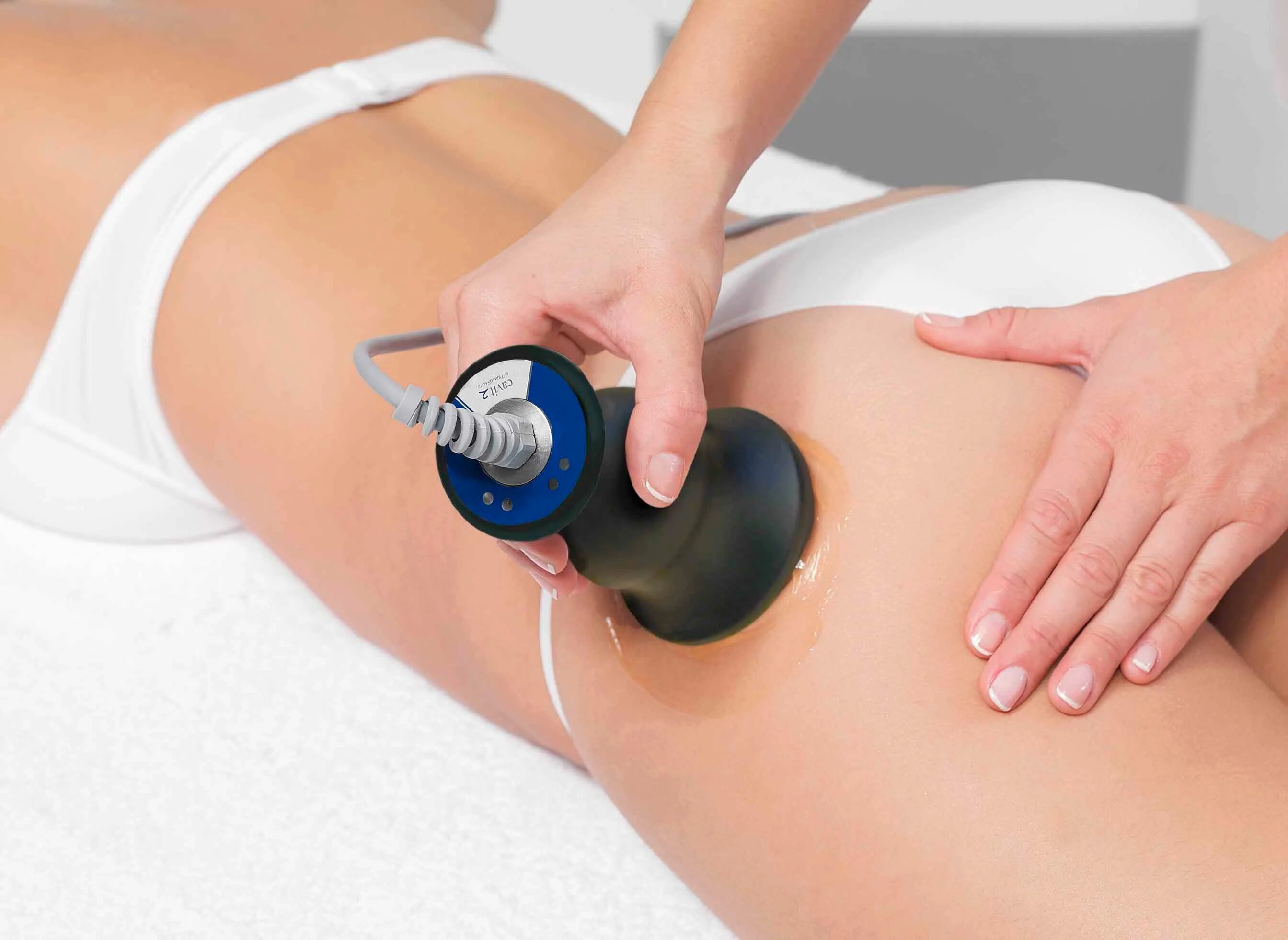 Аппарат для кавитации и вакуумного массажа. Вакуумная липосакция. Уз кавитация аппарат. Кавитация рф лифтинг вакуумный. Уз кавитация тела.