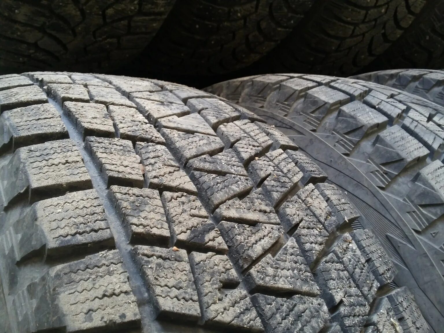 Bridgestone Blizzak DM-v1. Bridgestone Blizzak DM-v1 зимняя. Бриджстоун близак DM-v1. Бриджстоун 265 70 r16 липучка.