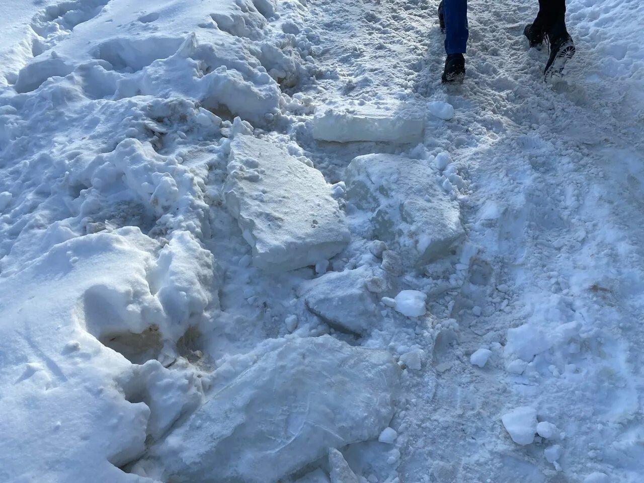 На город вечер упадет ледяной