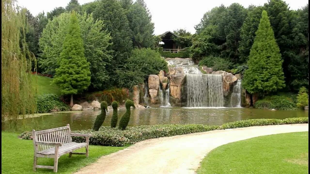 Park scene. «Ландшафтный парк «козий парк». Парк Бельвиль водопады. Ландшафтный парк Шмелевский ручей.