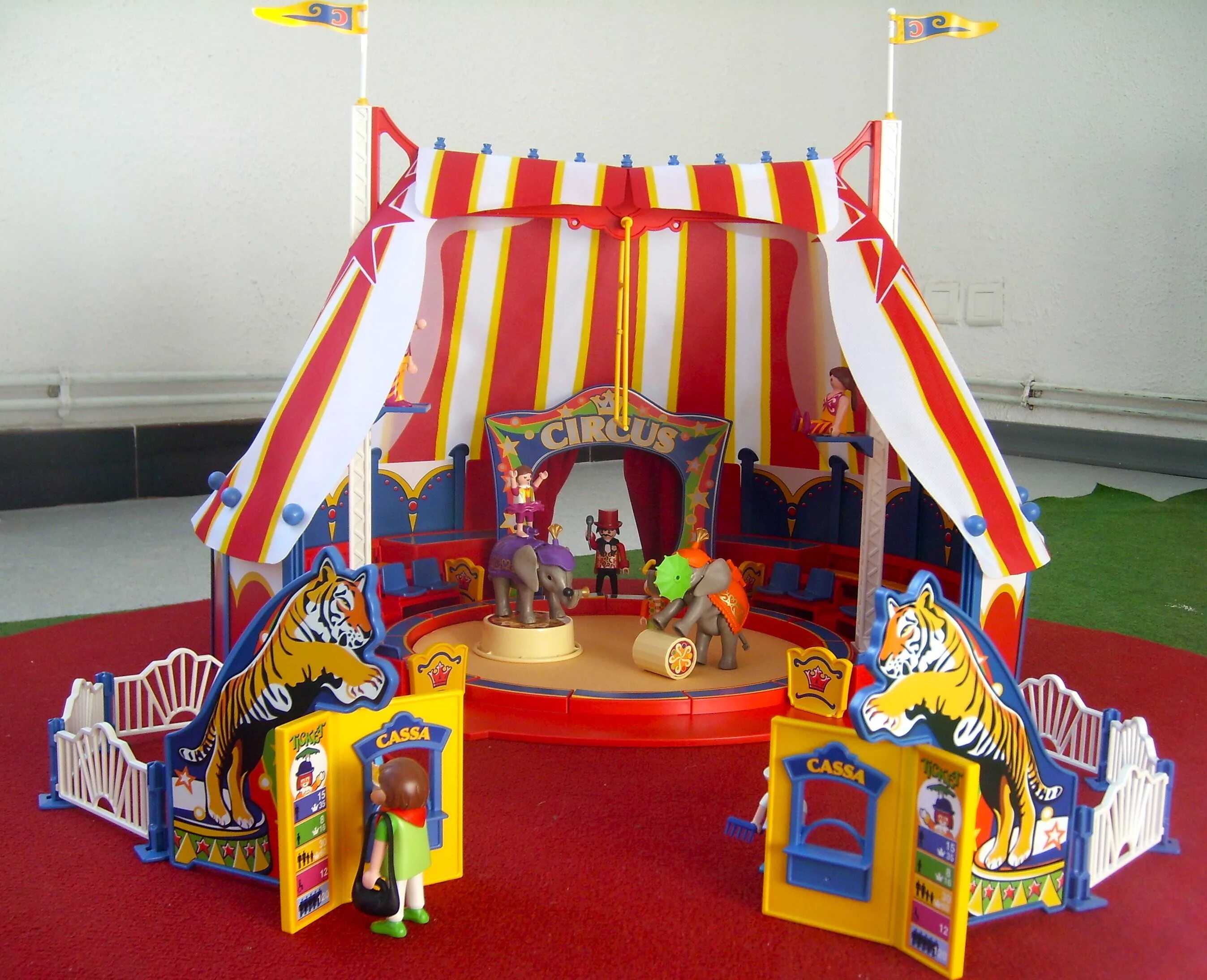 Плеймобиль цирк шапито. Playmobil цирк 4230. Playmobil Circus 4230 цирковой шатер. Playmobil цирк шапито. Сюжетная игра цирк