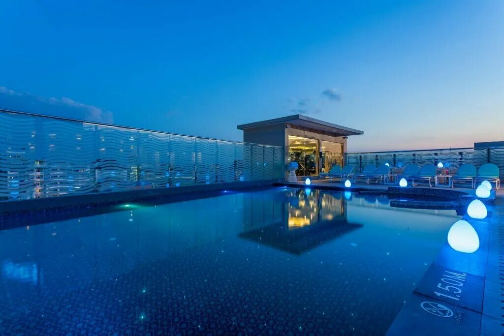 Centra pattaya resort) 4*. Centra avenue hotel. Central avenue hotel pattaya 4. Centra avenue hotel. Centra by centara avenue hotel pattaya.