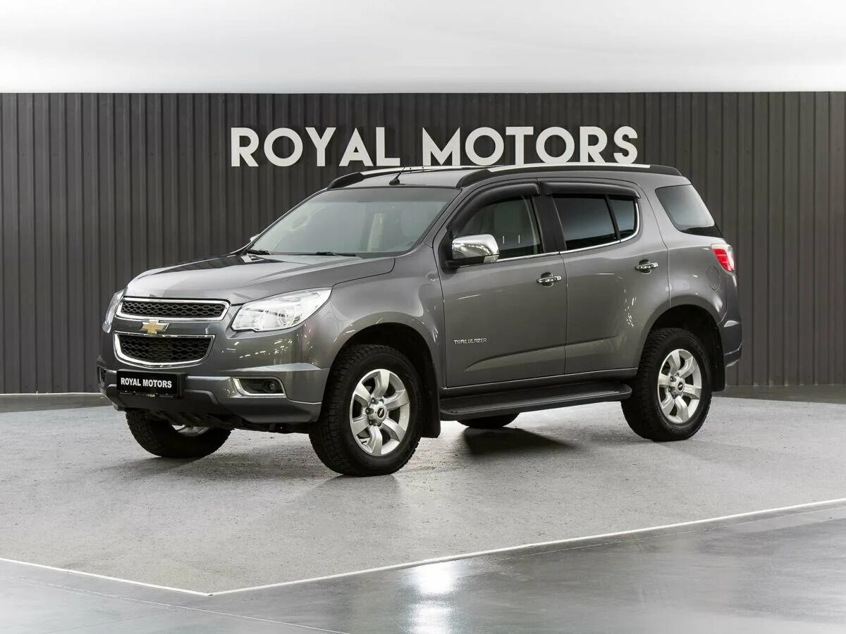 Купить шевроле трейлблейзер 2. Chevrolet trailblazer 2. Шевроле Трейлблейзер 2 2013. Chevrolet_trailblazer II_внедорожник 5. Шевроле Трейлблейзер 7 местный.