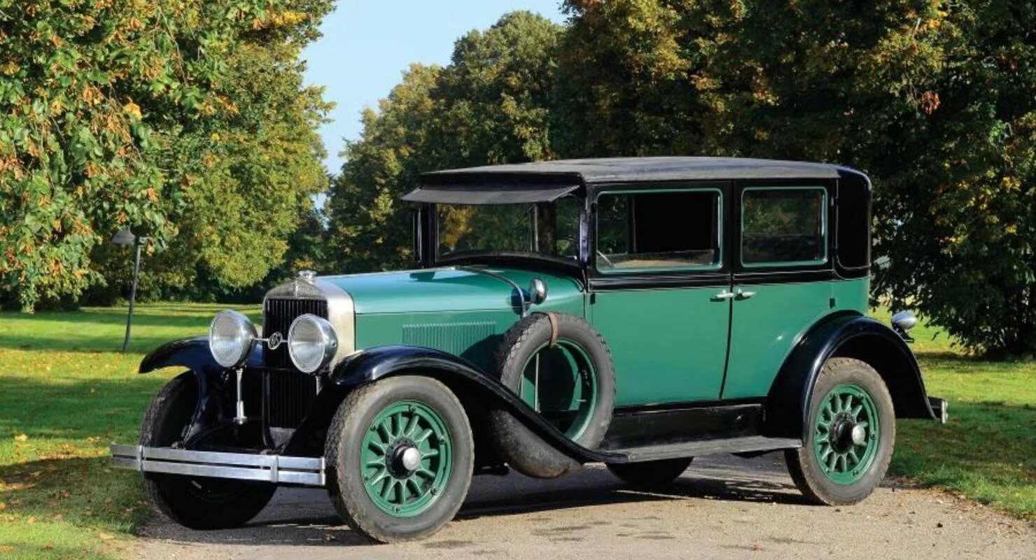 Легковой автомобиль развивая. LASALLE Series 303. Автомобиль ла Саль 1927. Седан Cadillac 1928. LASALLE Series 303 спортивный Фаэтон.