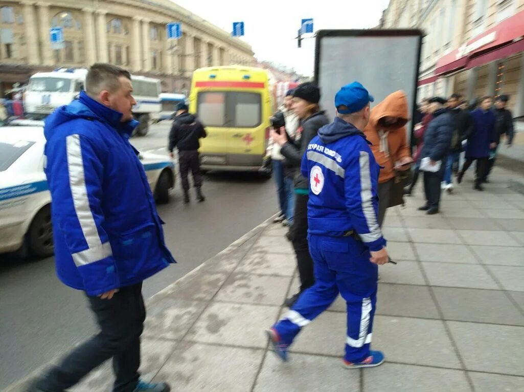 Петербург чп новости. Теракт в Петербургском метро 2017. Теракт в метро Питер вагон.