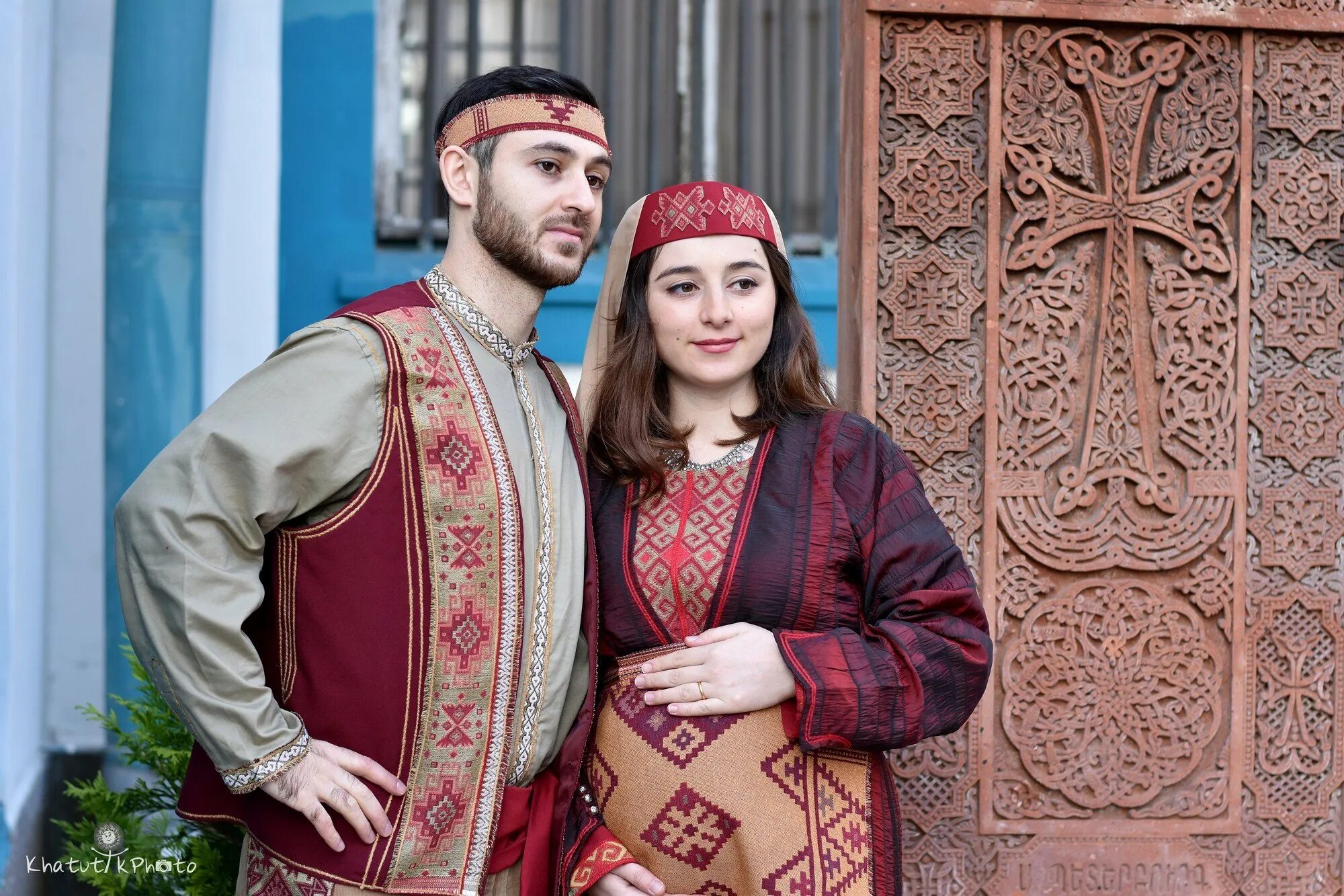 Armenian taraz. Армянский национальный костюм сюник. Армянская национальная одежда. Армянски н. Армянски н.