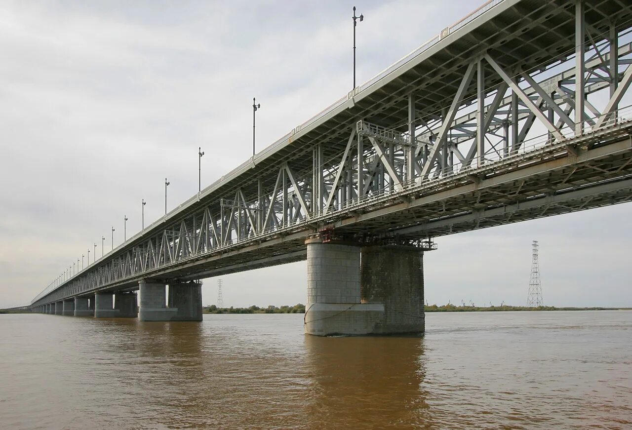 мост через амур у комсомольска. река амур мост хабаровск. достопримечательности хабаровска мост через амур. амурский мост транссиб. длина моста через амур.