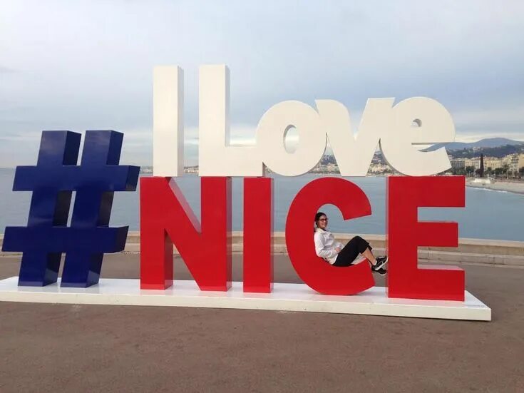 These are nice photos. Nice слово. nice idea.