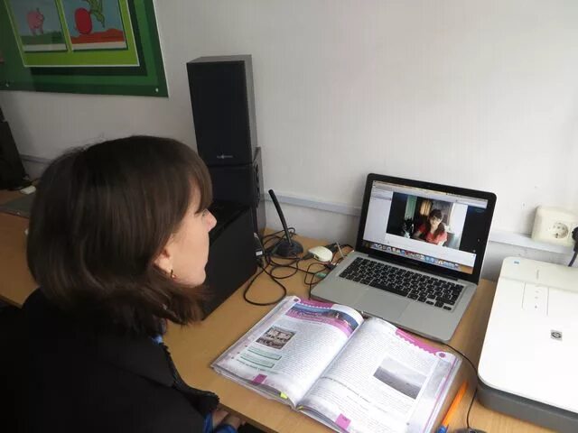 Дистанционное обучение в спо. Мбоу цдо новые технологии курск. Цдо. Центр дополнительного дистанционного образования. Брянский центр дистанционного обучения.