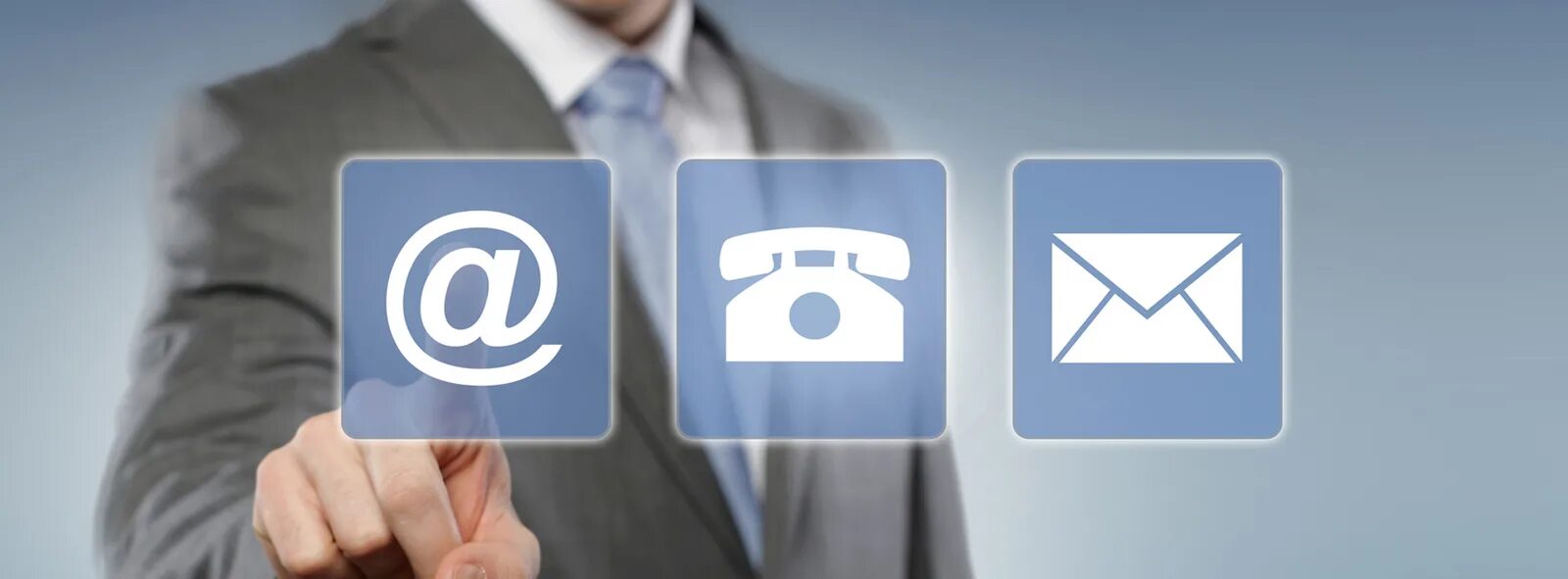 Передача контактных данных. Using website. Контактная информация компании. Контактная информация в презентации. Контакты.