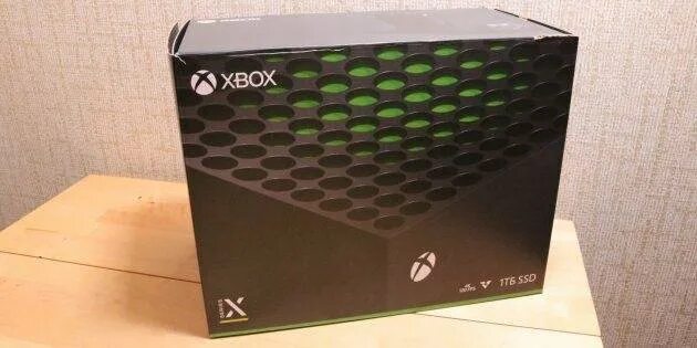 Xbox series x интернет. Xbox Series x 1tb. Xbox Series x упаковка. Упаковка Xbox one x. Xbox Series х 1tb модель 1882.