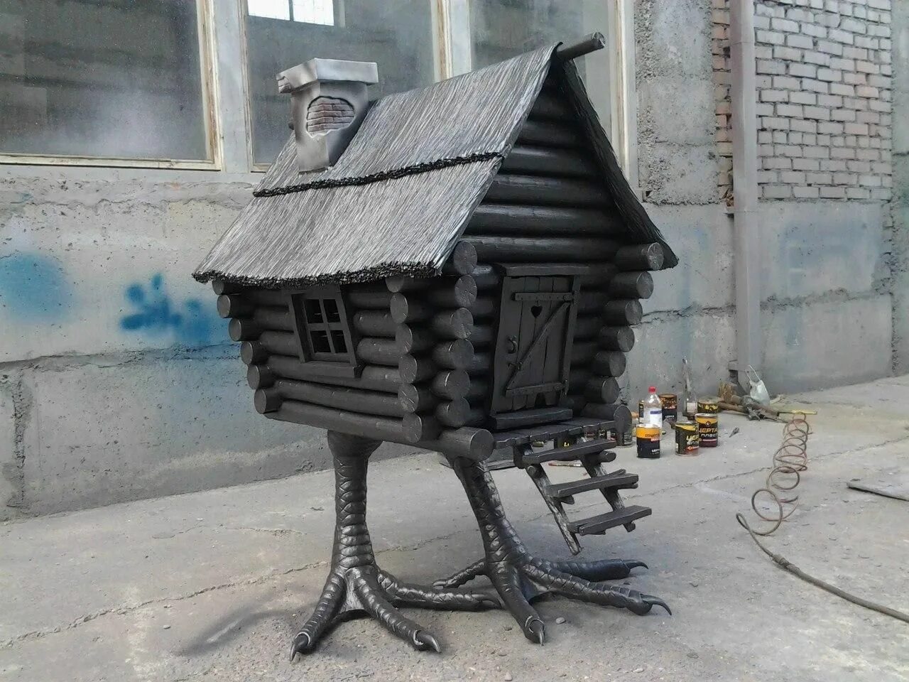 избушка на курьих ножках сувенир. избушка на курьих ножках». куриные ножки баба яга. избушка на крьихножках. дом баба яга избушка на курьих ножках.