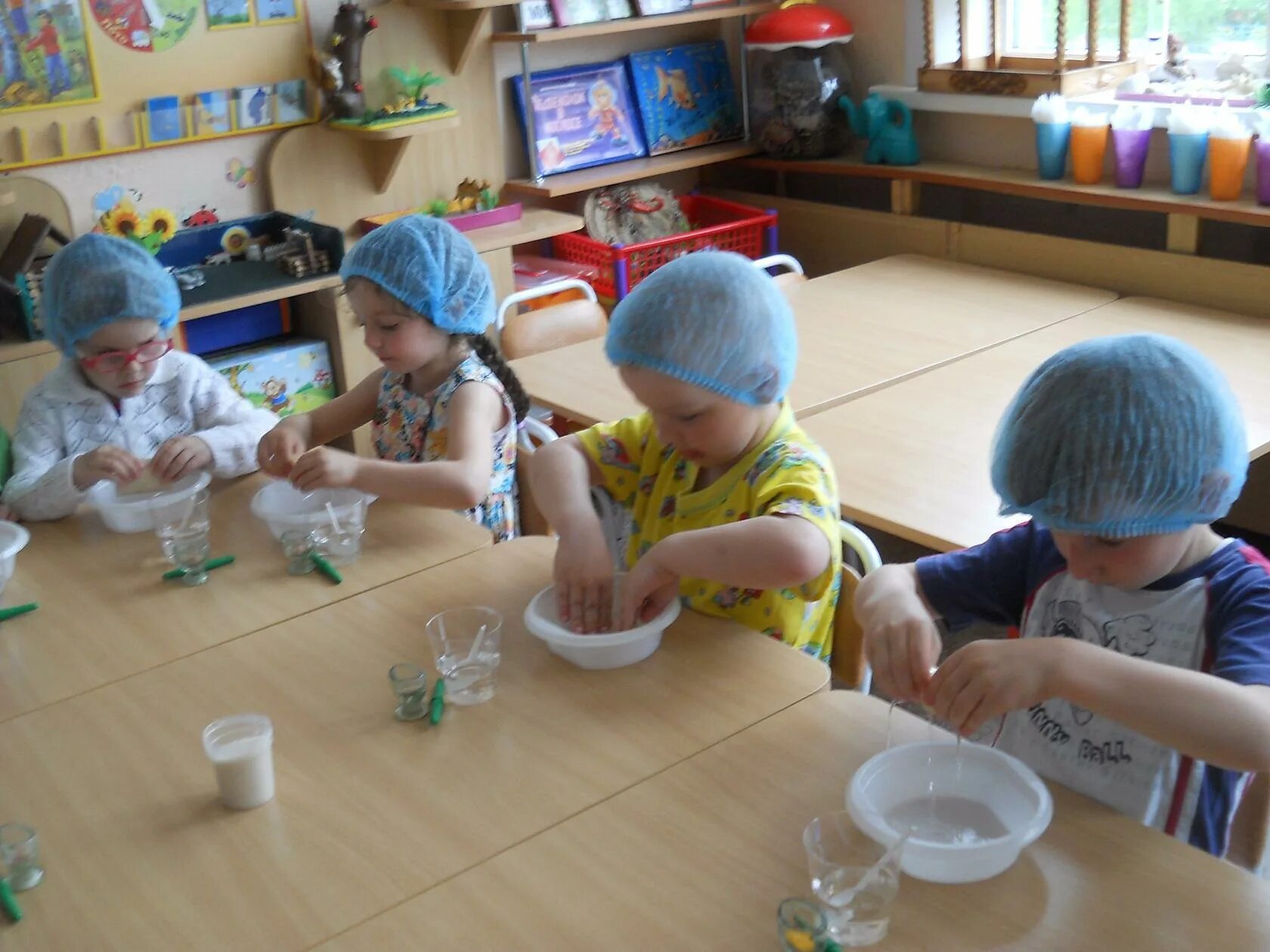 хочу всё знать тема недели старшая группа. хочу все знать игровая программа. старшая группа хочу все знать. художественное развитие дошкольников. старшая группа в садике.