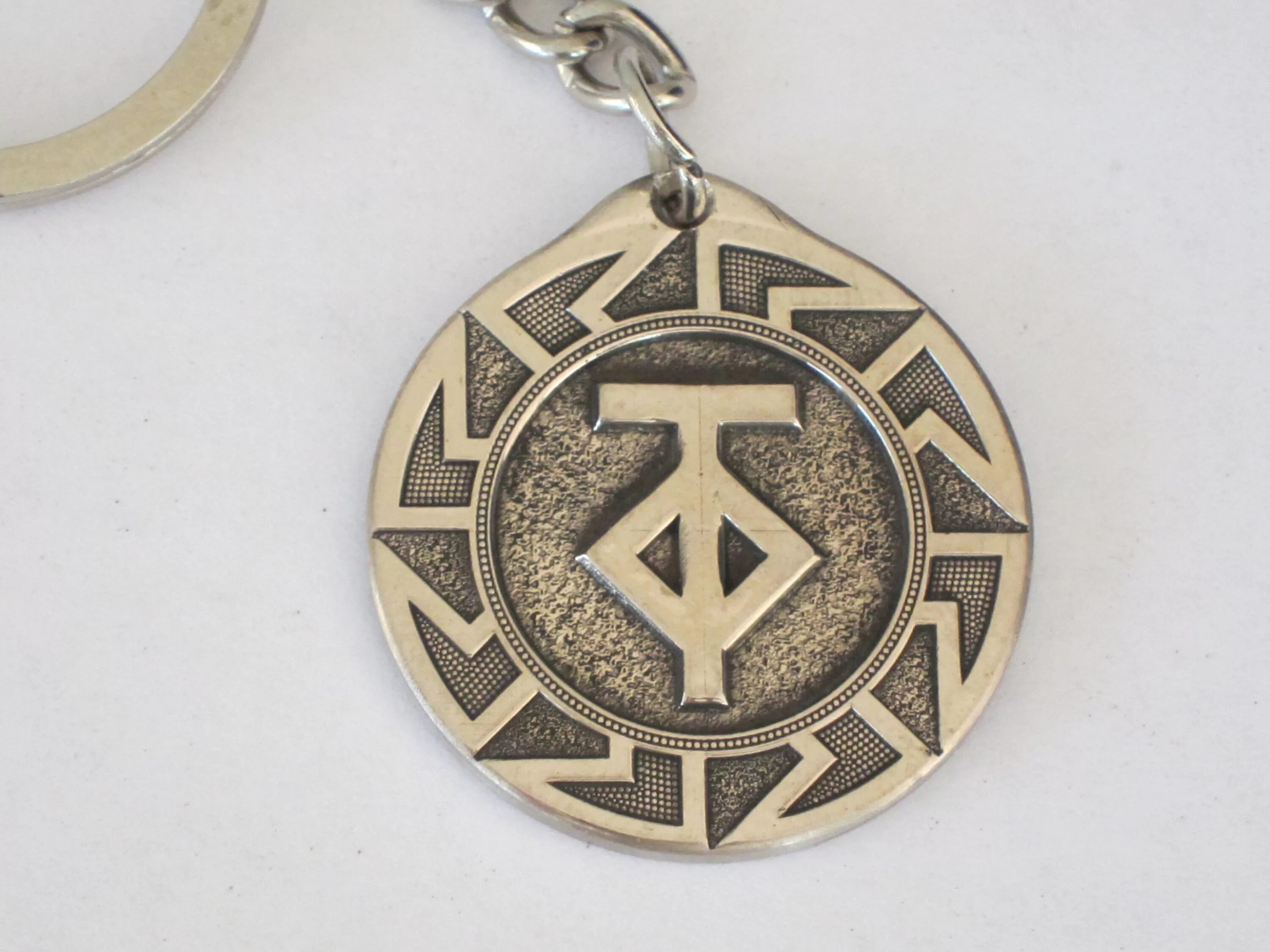 Тату джива чертог девы. Славянский амулет чертог финиста. Амулет чертог орла. Чертог орла покровитель перун. Славянский оберег чертог финиста.