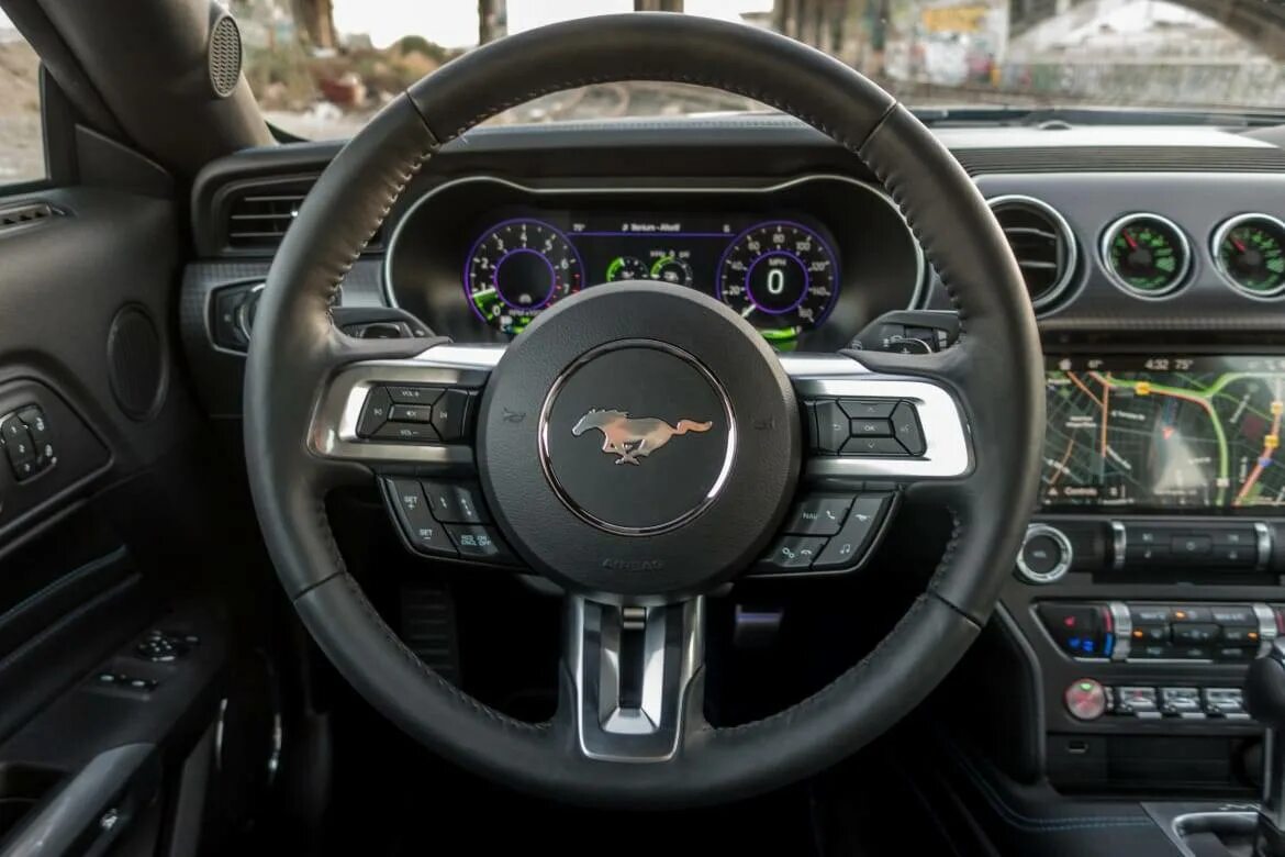 Руль форд мустанг 5. Руль карбон ford mustang. Руль форд мустанг. Руль форд мустанг 2022. Руль форд мустанг 2020.