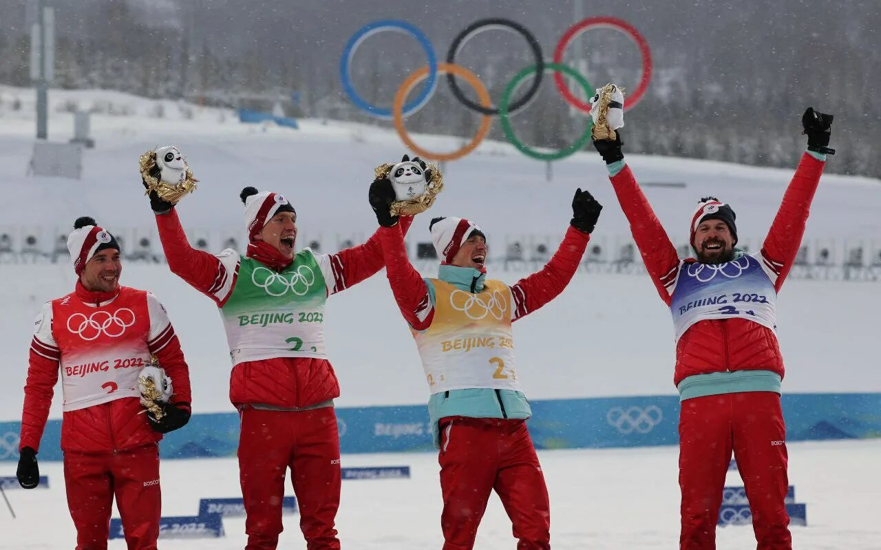 Выиграли золото олимпиады. Лыжные гонки Пекин 2022. Олимпийский чемпион по лыжам 2022.