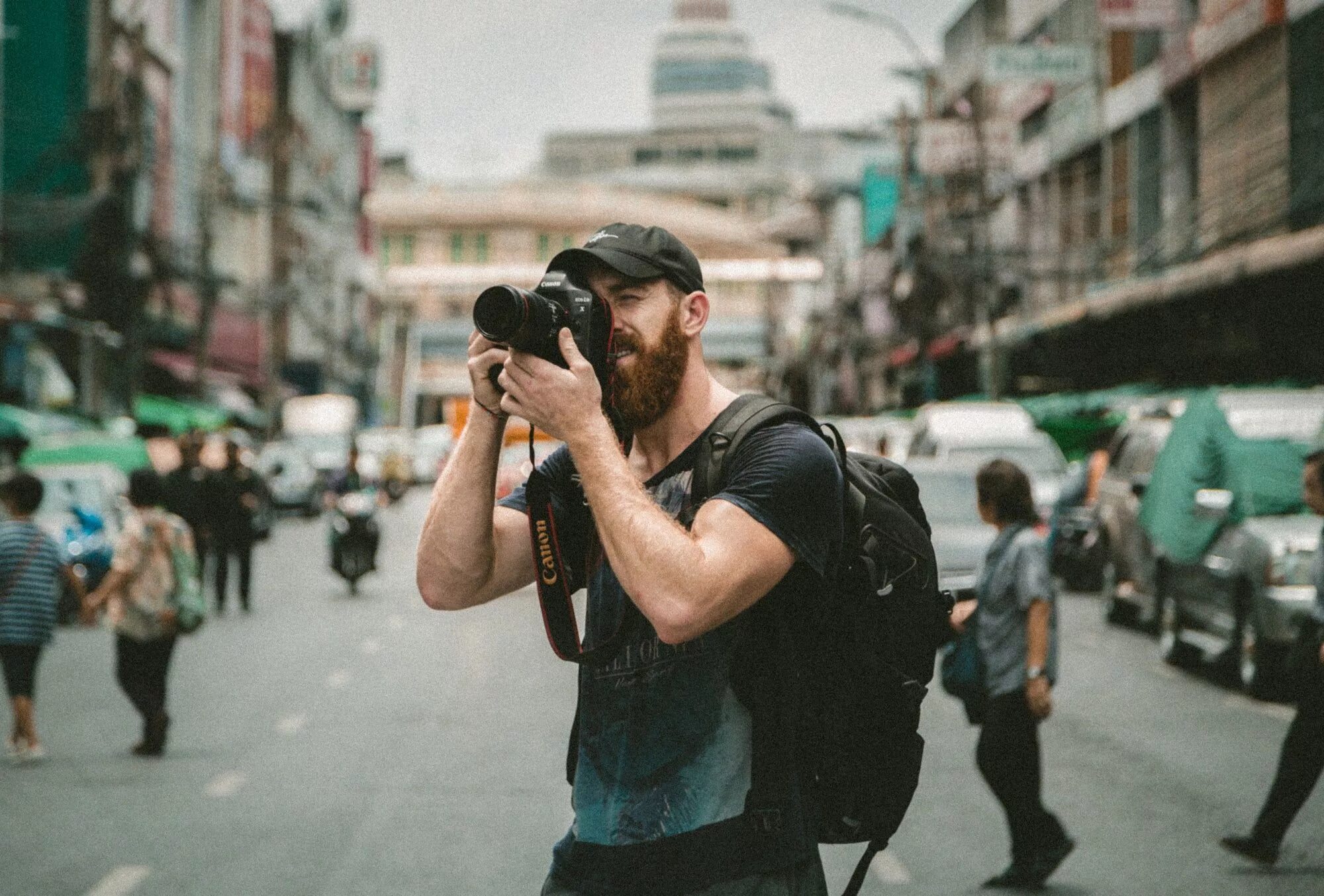 It can take photographs