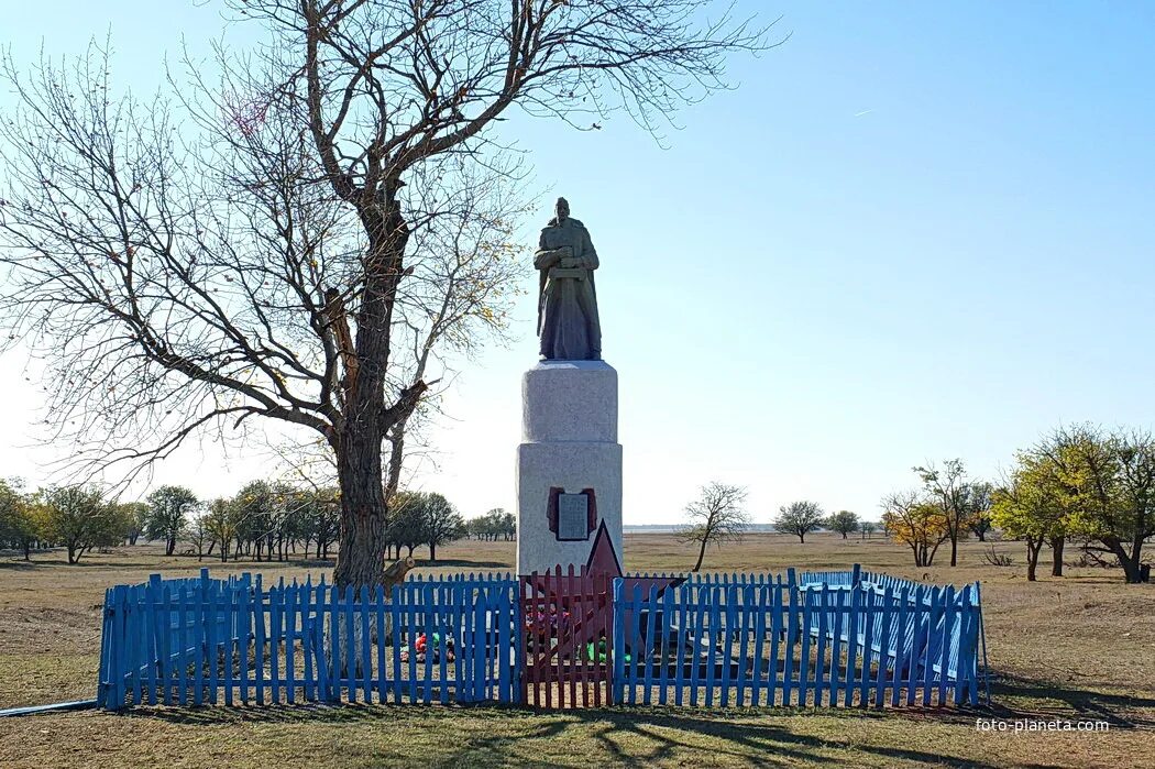 Село Лозное Дубовский район Волгоградская область. Дубовский район Ростовская область. Дубовский район Хутор веселый. Хутор Лесной Ростовская область Дубовский район. Сайты дубовского района ростовской области