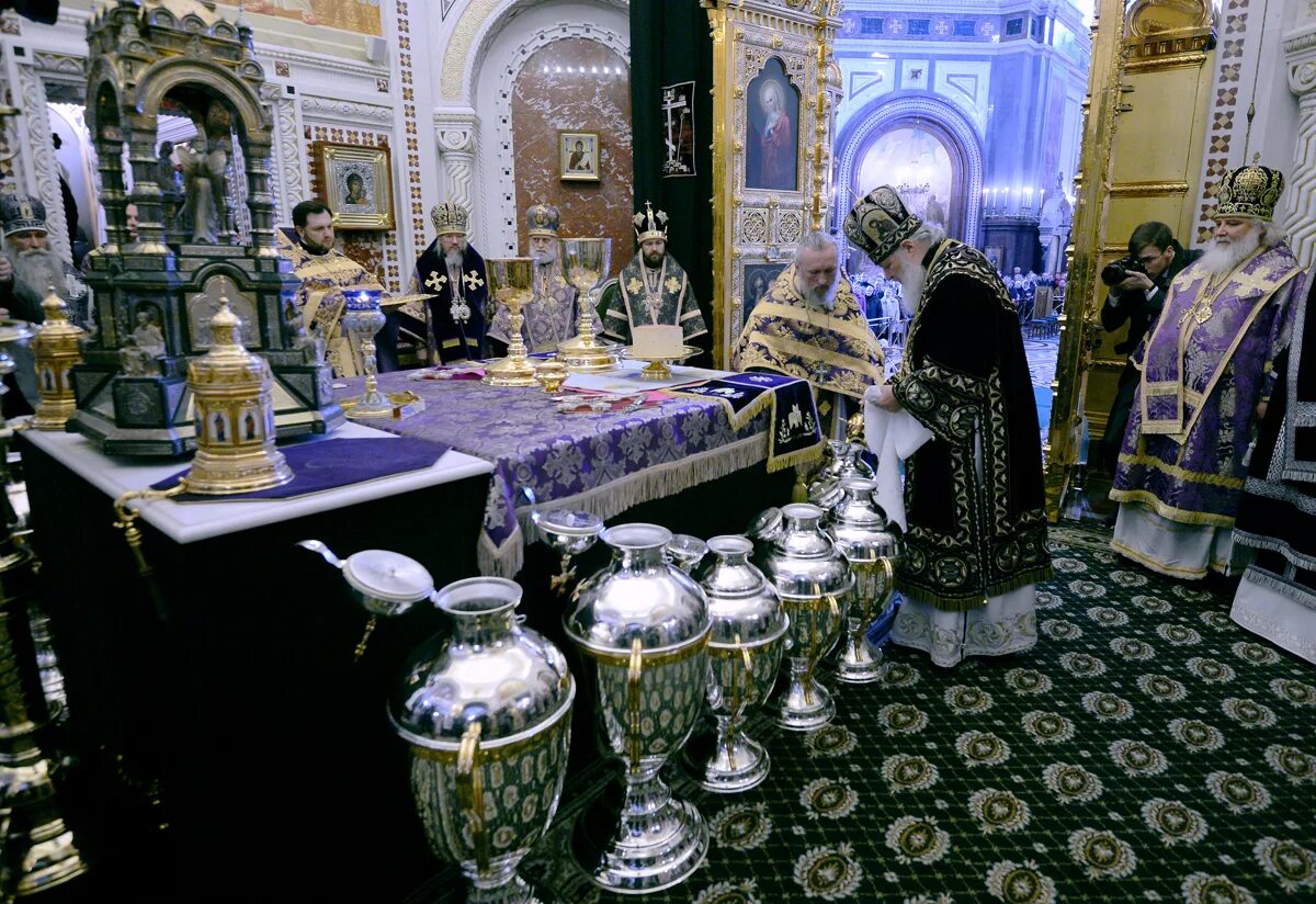 лавка храма христа спасителя. лавка храма христа спасителя. новоиерусалимский монастырь церковная лавка. церковная лавка в храме матроны московской. лавка храма христа спасителя.