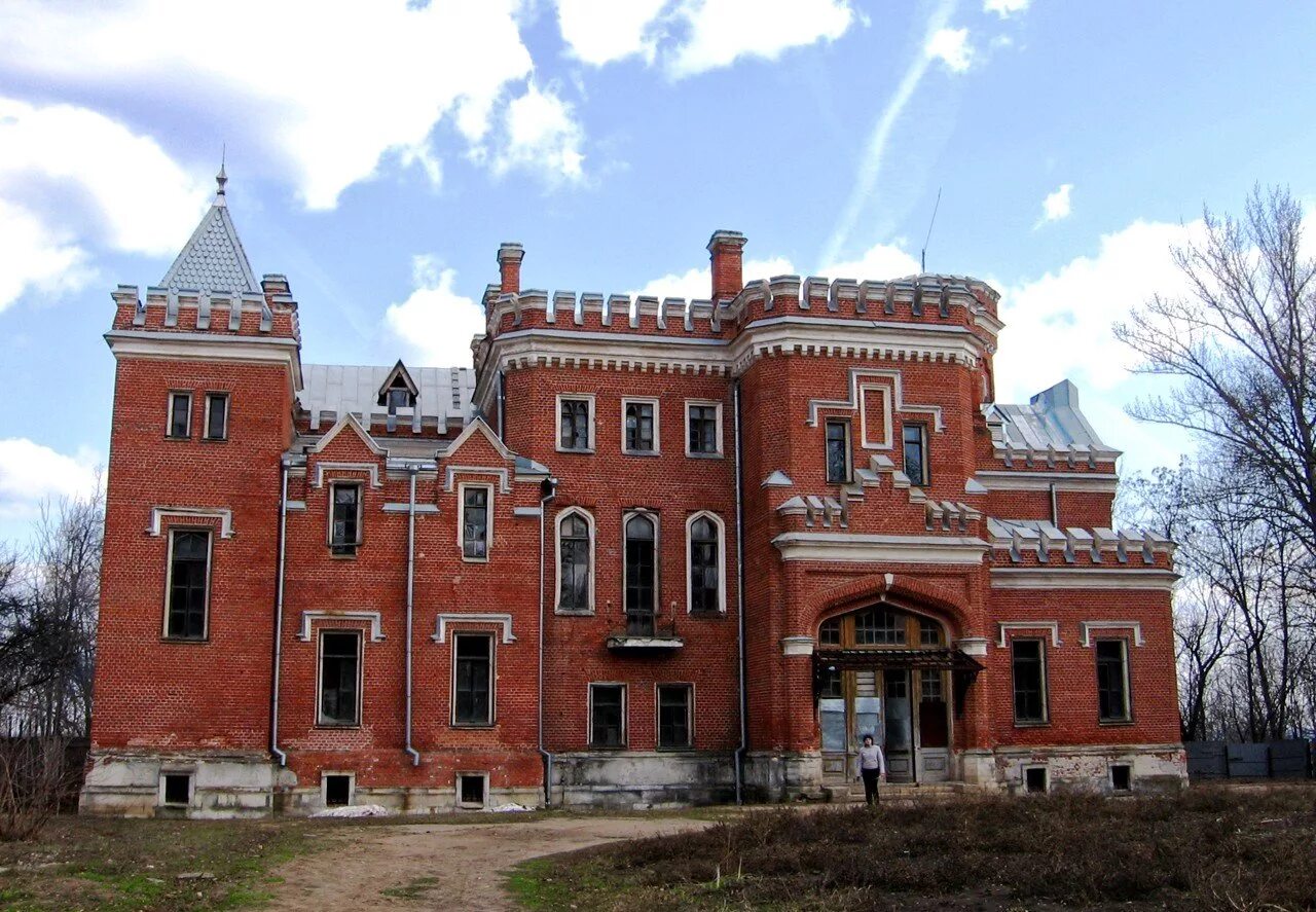 Рамонь замок принцессы. Рамонь Воронеж дворец принцессы. Дворец Ольденбургских Воронеж. Замок Ольденбургских в Рамони. Рамонский дворец принцессы Ольденбургской.