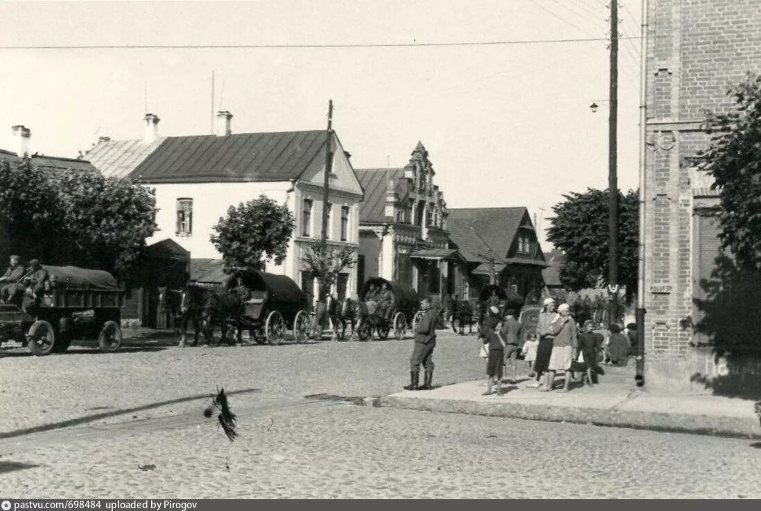 Оккупация брянска. Освобождение брянска 1943. Оккупация брянска. Разрушенный брянск в 1943. Брянск в оккупации вов.