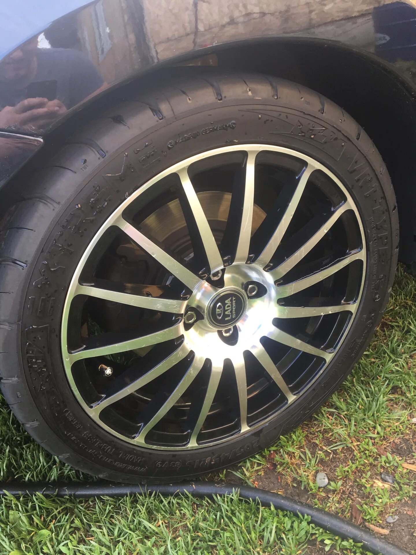 Гранта 195 50 16. 205/45 r16 гранта спорт. Резина гранта спорт r16. 185/50 r16 гранта. R16 195 45 гранта спорт.