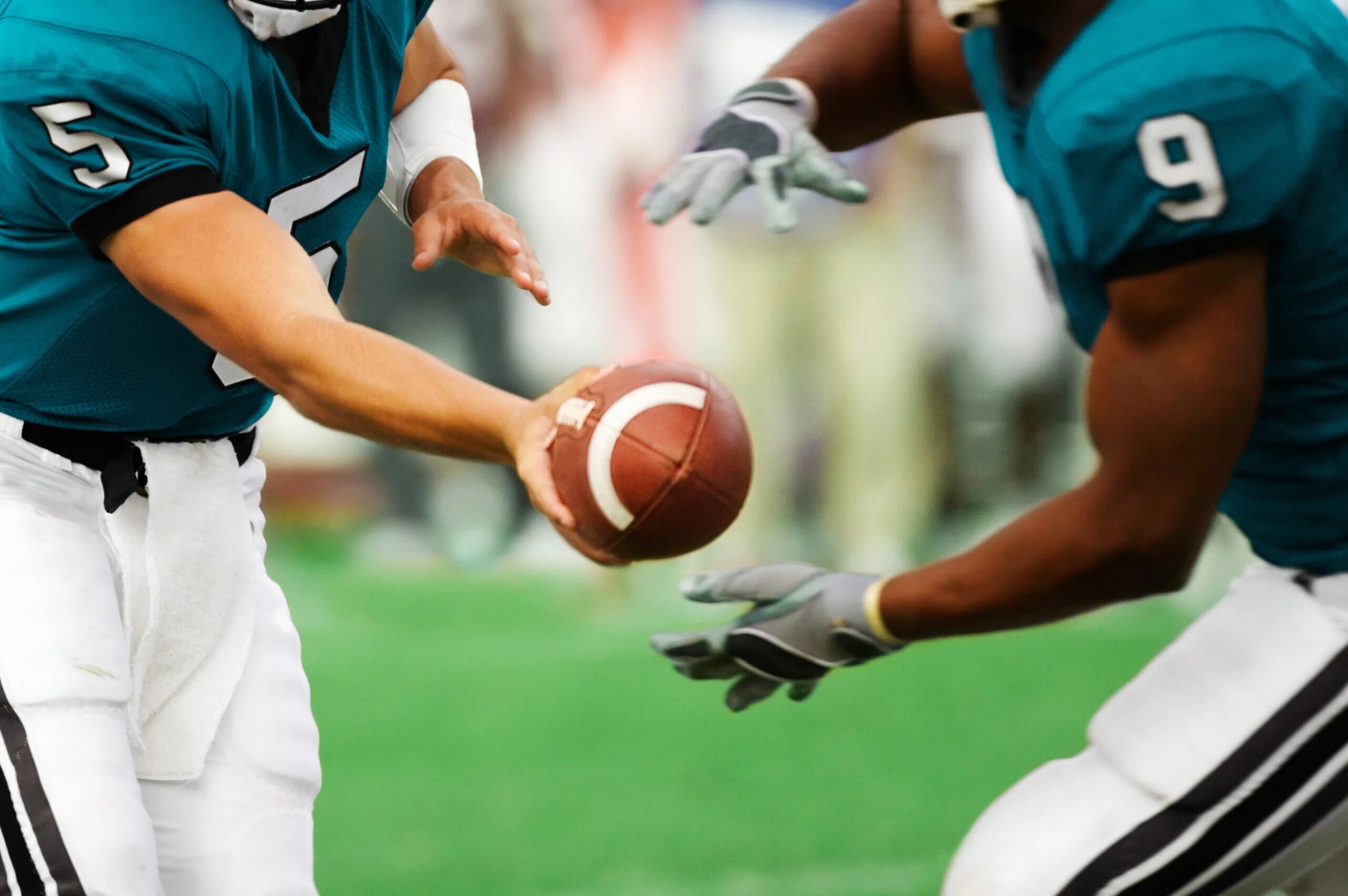 Pass the Ball. Pass the Ball картинка. Passing a Ball. Quarterback holding a Ball.