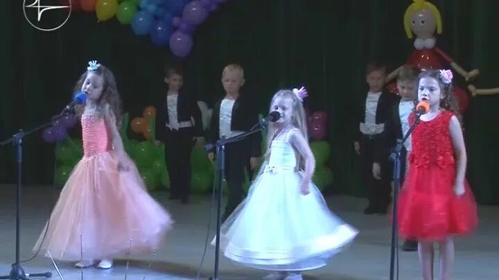 София маслова 148 принцев. 148 принцев. 148 принцев лидия анжелика софия. 148 принцев. 148 принцев фото.