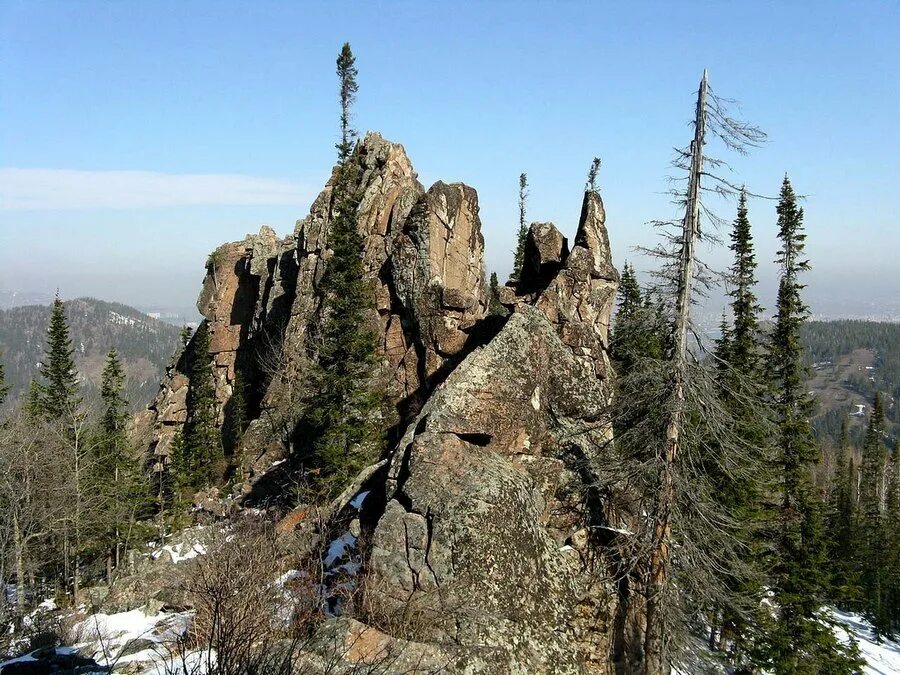 Красноярск заповедник столбы Ергаки. Манская стенка Красноярские столбы. Вишерский столбы. Тугнуйские столбы. Что есть в красноярском крае