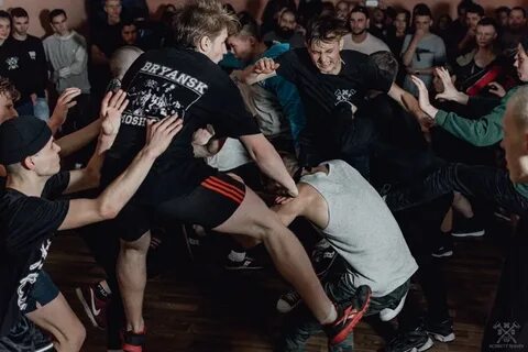 Mosh одежда