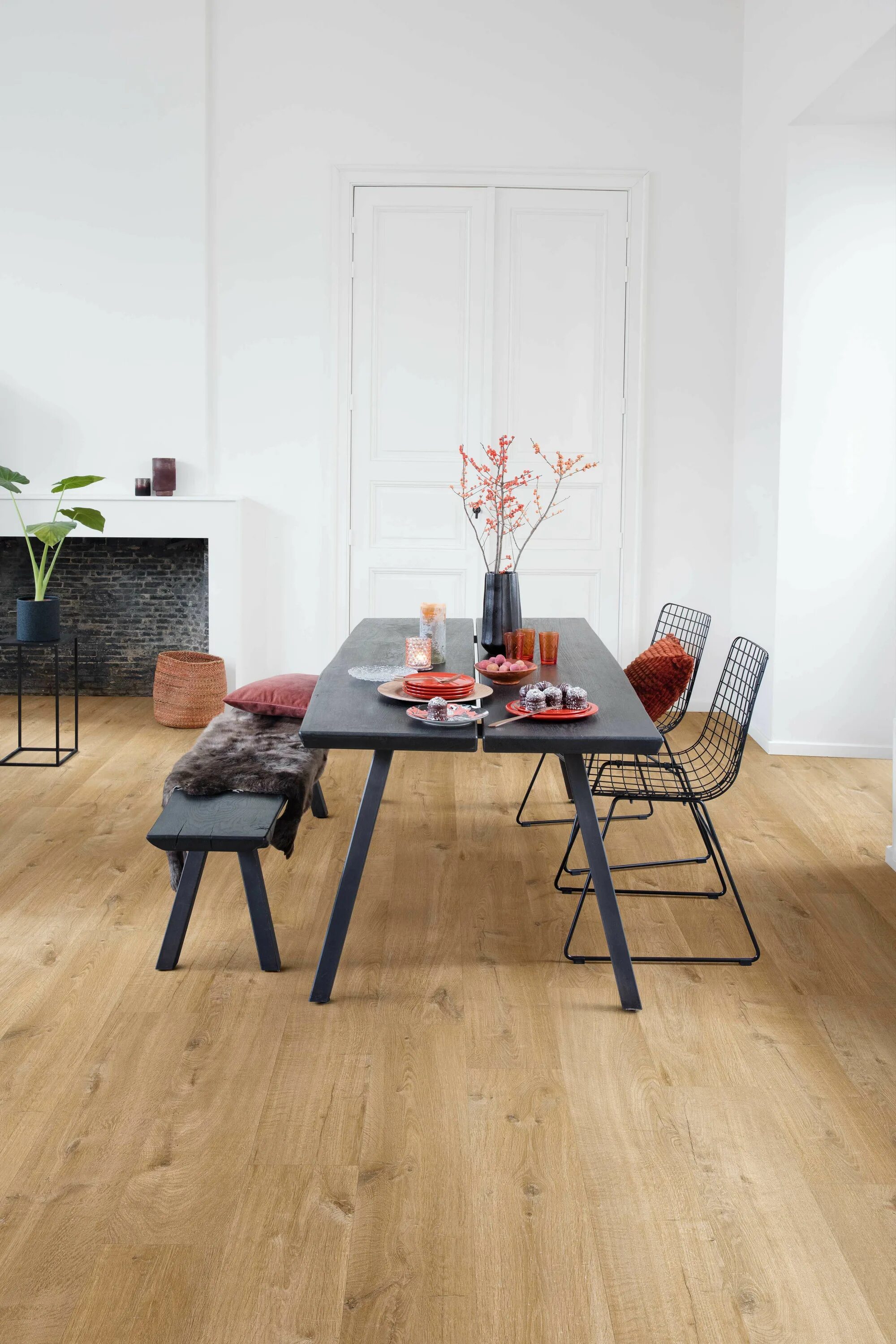 Quick step floor. Винил квик степ. quick-step дуб хлопковый натуральный pucl40104. квик степ альфа винил. виниловый пол.