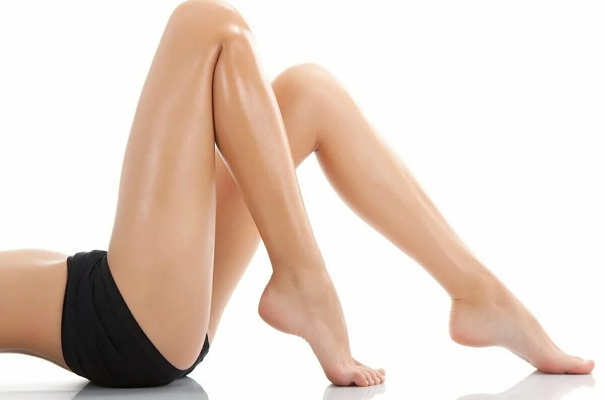 Белые ляшки. Женские ноги. Красивые женские ноги. Стройные ноги. Гладкие ноги.