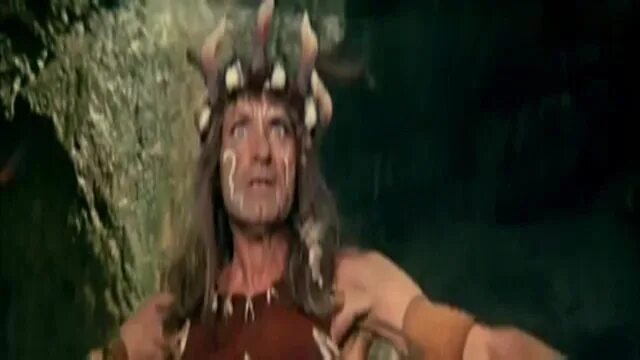 Махмуд эсамбаев земля санникова. Махмуд эсамбаев в фильме земля санникова. Земля санникова фильм шаман. Махмуд эсамбаев земля санникова. Земля санникова фильм шаман.