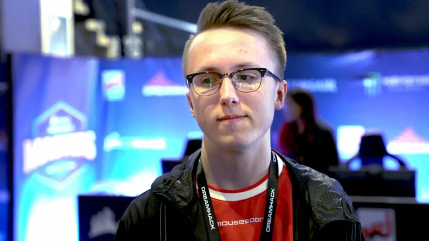 Ropz cs go. Робин ропз. ропз кс го. ропз игрок. робин ropz кул.