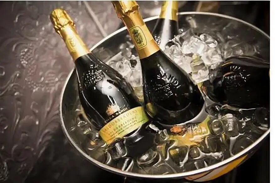 Просроченной шампанское можно пить. Польза шампанского для организма. Как пить шампанское. Шампанское срок годности. Опасно ли пить просроченное шампанское.