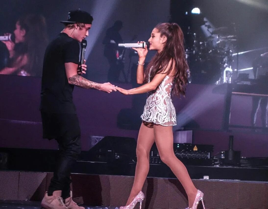 Bieber grande. Ariana grande & justin bieber. Ariana grande & justin bieber. Фото арианы гранде и джастина бибера. Bieber grande.