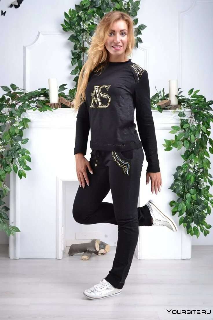 Турецкие спортивные костюмы. Турецкие спортивные костюмы женские. Марокканский кафтан. Модные турецкие костюмы. Турецкие велюровые костюмы женские.