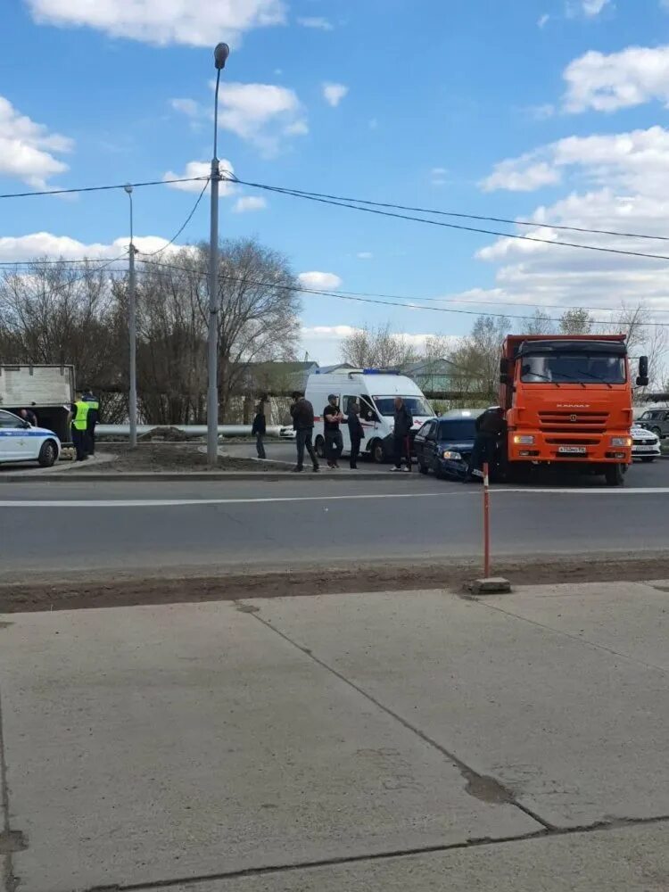 ДТП Терешковой Оренбург. Авария на Терешковой Оренбург вчера. ДТП В Оренбурге сегодня на Терешковой. Авария на Терешковой Оренбург сегодня. Что творится в оренбурге