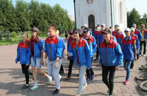 Напарник в лагере. Подростковый центр. Молодежный центр в симферополе. Подростковый центр. Городской молодежно подростковый центр.