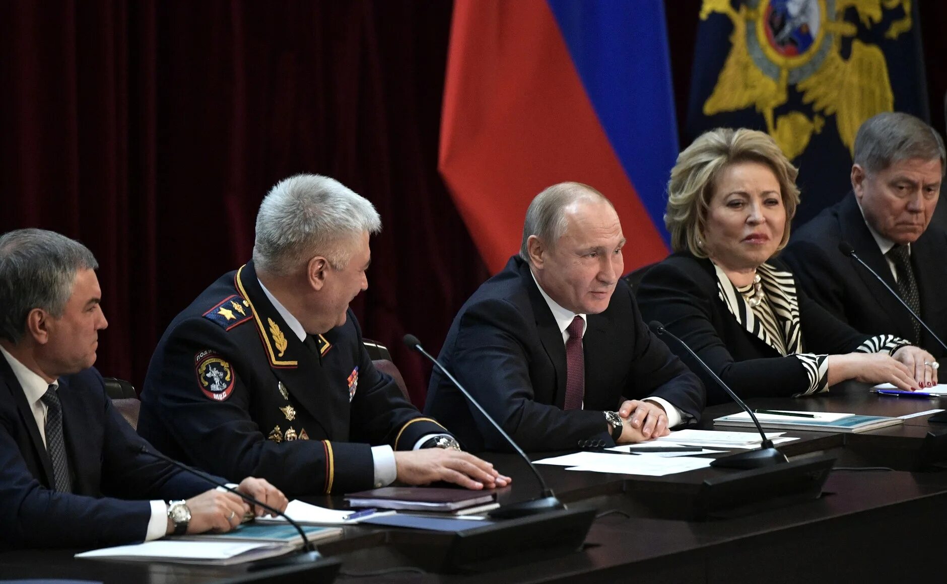 министр внутренних дел и председатель