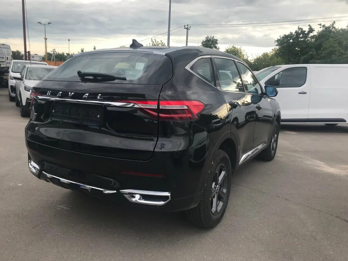 Haval h6 i 1. Машина хавал черный. ) серебристый с пробегом на снегу. Haval f7 haval черный. Машина хавал черный.