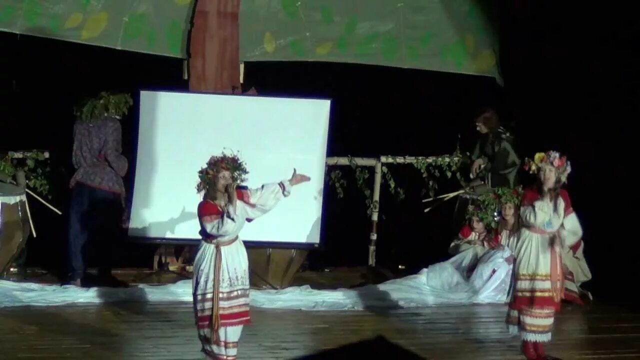 Ой на ивана купала я венок заплетала. Вялкова ой на ивана. Купальская ночь в турочаке. "животные". Венок на день ивана купала.